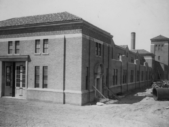 Construction on water filtration plant
