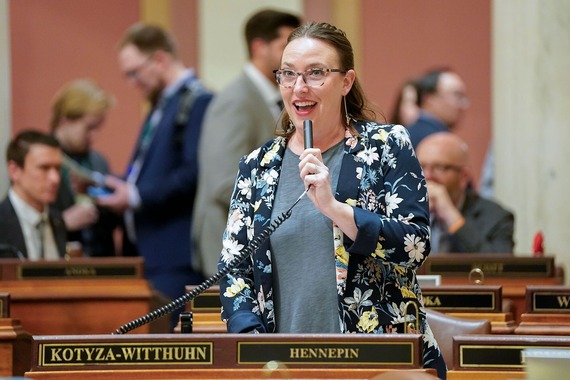 CKW ON THE HOUSE FLOOR