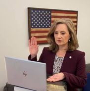 Robbins taking oath of office in 2020