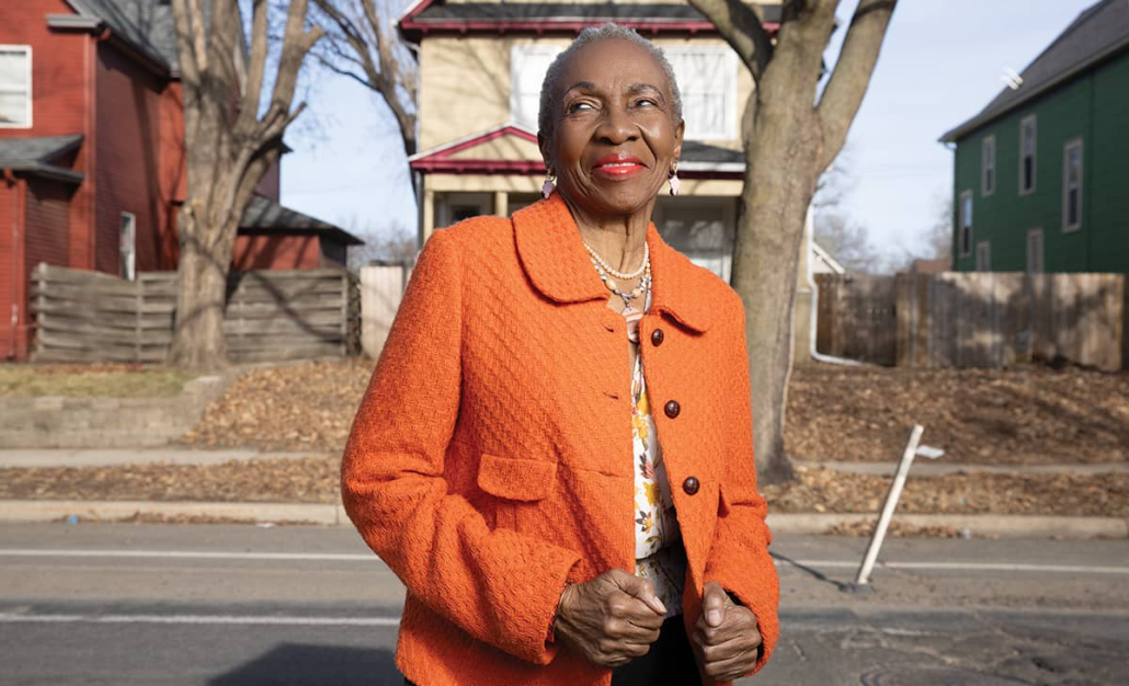 Ms Jewelean Jackson
