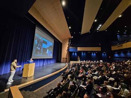 Keynote Speaker Kleber Ortiz
