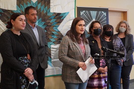 Anh Di Young and Lieutenant Governor 