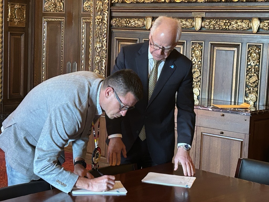 Council President Joseph O’Brien and Governor Tim Walz at the signing of the cannabis compact