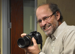 Jeff Syme with his trusty Nikon D610.