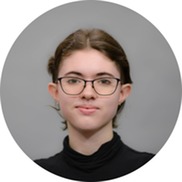 Zoey Yandell headshot