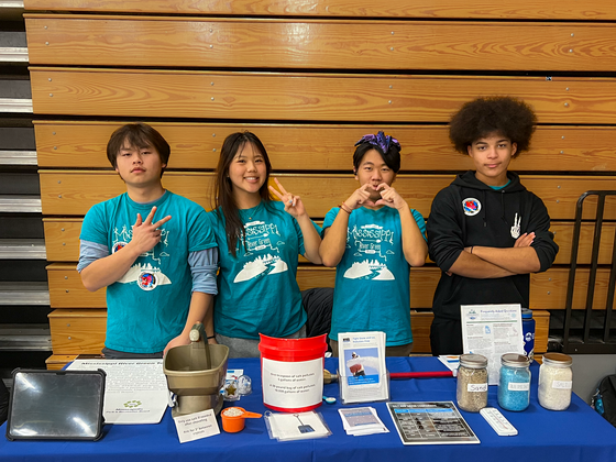 Mississippi River Green Team Members Educate the Community on Smart Salt Use at Holiday on 44th