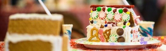 Gingerbread house cropped