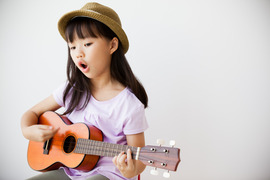 kid singing