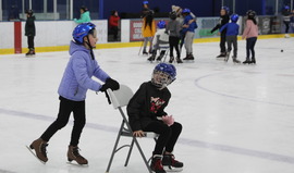 kids ice skate