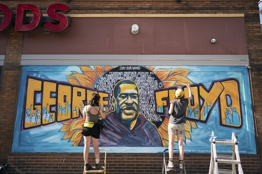 George Floyd Memorial Mural