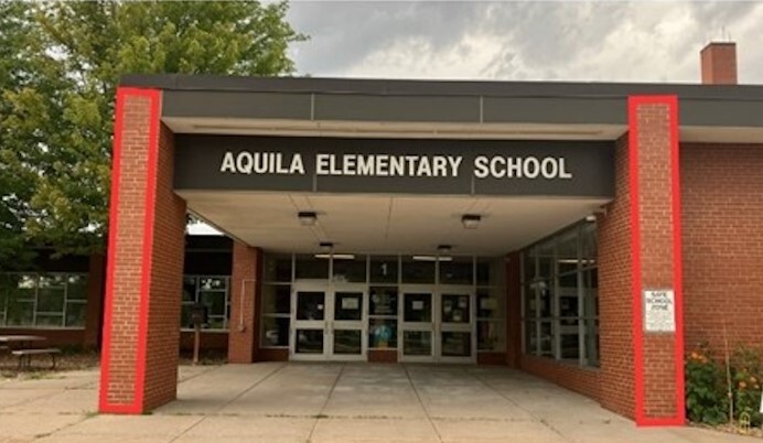 Aquila Elementary School front entrance