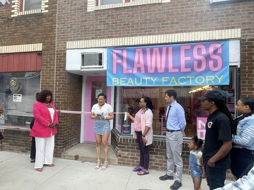 CM Vetaw at the Flawless beauty factory ribbon cutting