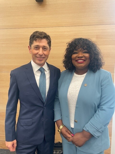 CM Vetaw and Mayor Frey at budget address