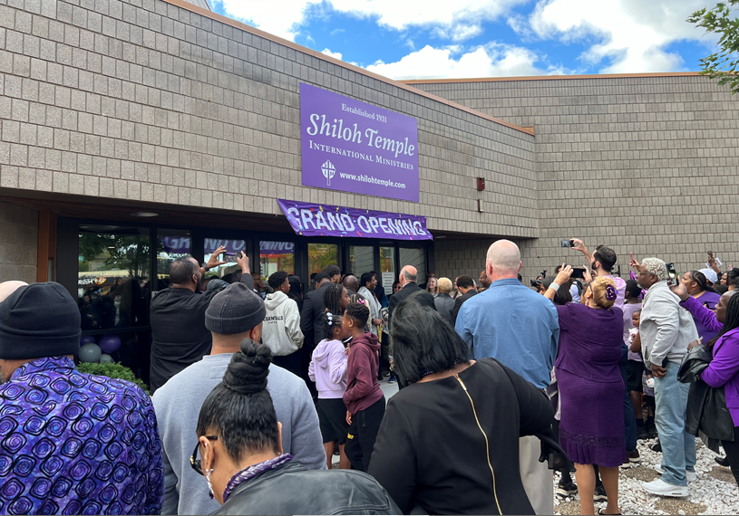 Shiloh Ribbon Cutting 