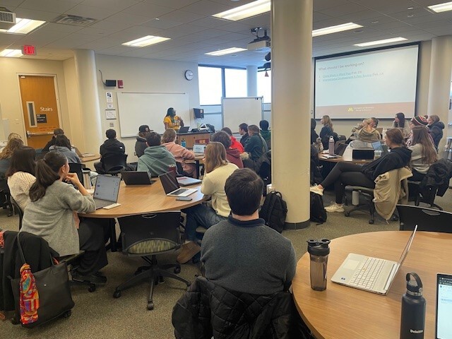 Council Member Wonsley speaking with Carlson Impact Lab students. 