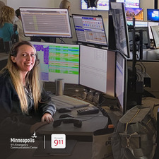 911 telecommunicator in MECC