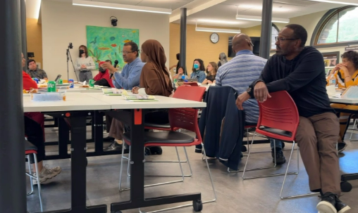 Glendale residents and members of the public ask questions about the historic designation process. 