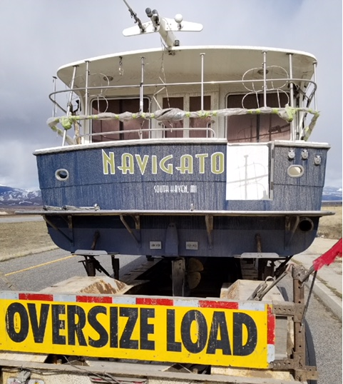 Boat with mussels at Anaconda station