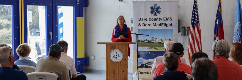 Image of Town of Southern Shores Mayor Elizabeth Morey speaking during the ceremony.