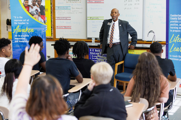 Dr. Connelly during CommUNITY Chats w/Students