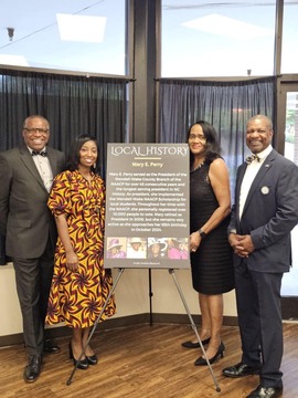 Guests attend the Mary E. Perry Freedom Fund Banquet