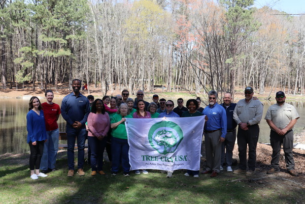 Group Photo of Arbor Day Tree Planting During Creek Week