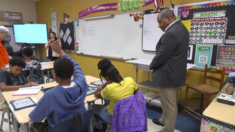 Golden Leaf Visit - Lenior 2026