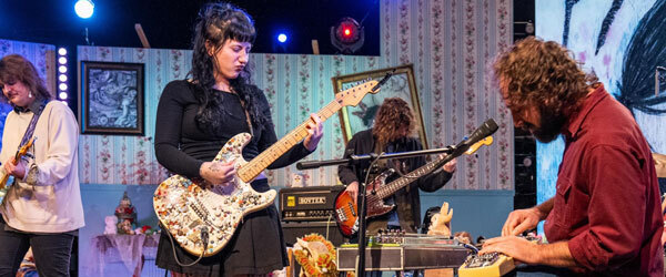 Electric guitar players