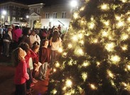 tree lighting image