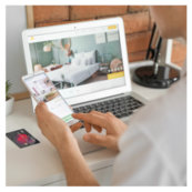 computer screen showing a hotel reservation page