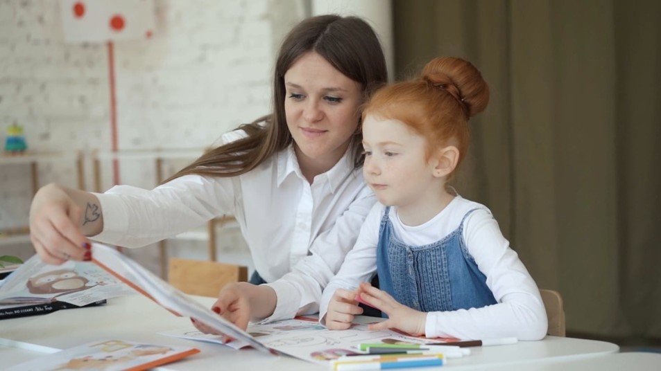 Decorative Image - Paraeducator training opportunities