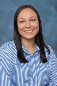 Rhi Wenzel headshot