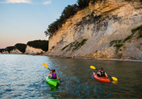 People kayaking at Lewis and Clark State Recreation Area