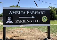Amelia Earhart sign