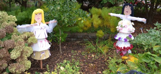 Scarecrows in the Garden Scavenger Hunt