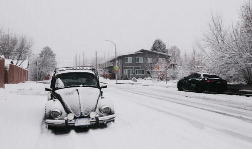Vehicle in Snow 2