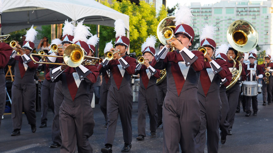 parade marching band