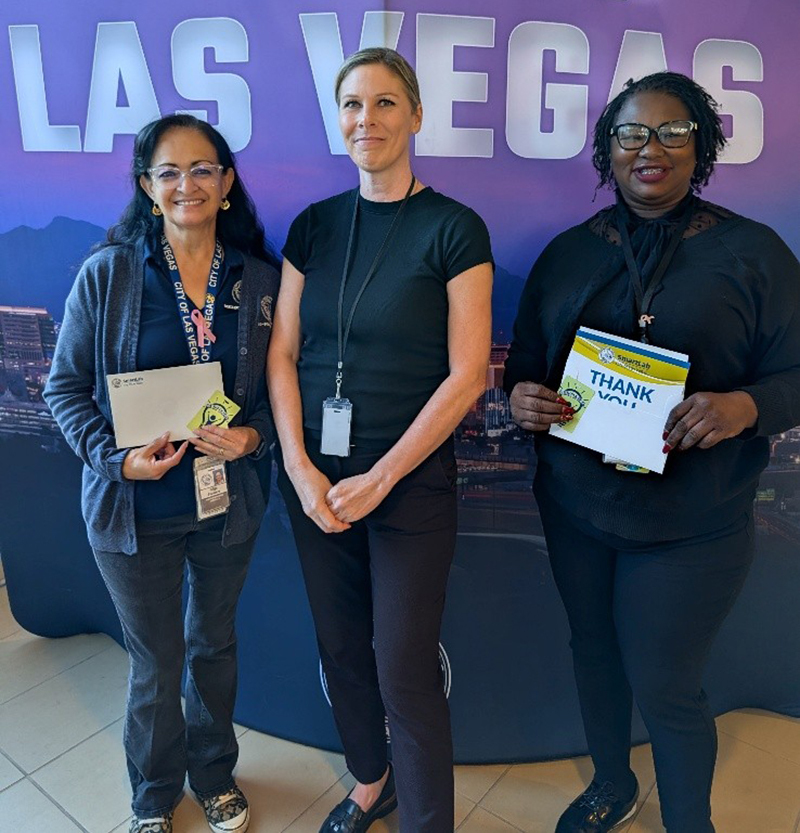 SmartLab photo Olga Flowers, Lindy Cooksey, Brandy Gulley