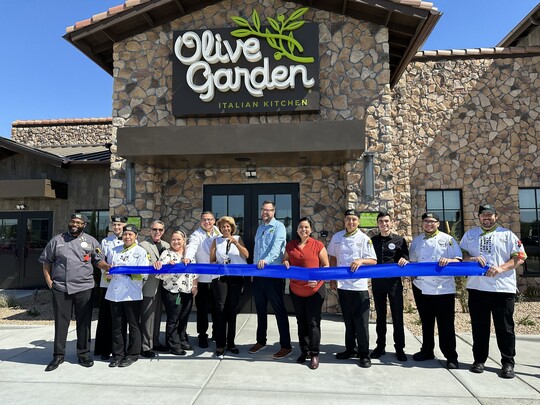 Olive Garden Ribbon Cutting