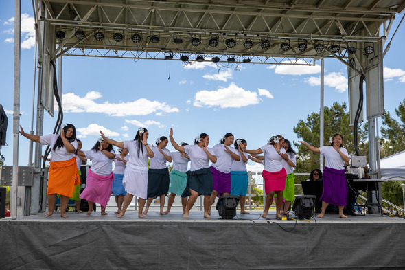 Bailadoras en escenario