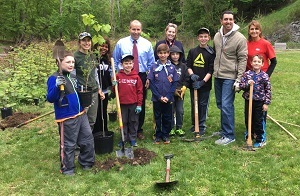 Trees for Tribs planting at Stony Point