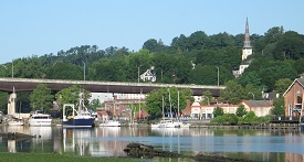 Kingston on the Roundout photo by Steve Stanne