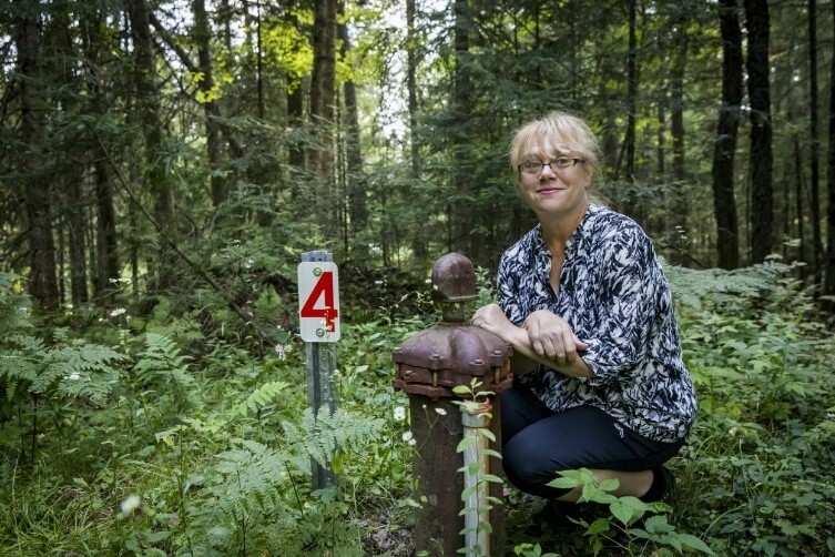 Davina Thurston at St. Armand wellhead #4. 