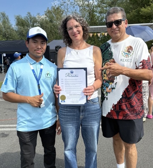 County Executive Metzger with Guatemalan Independence Day Celebration Organizers