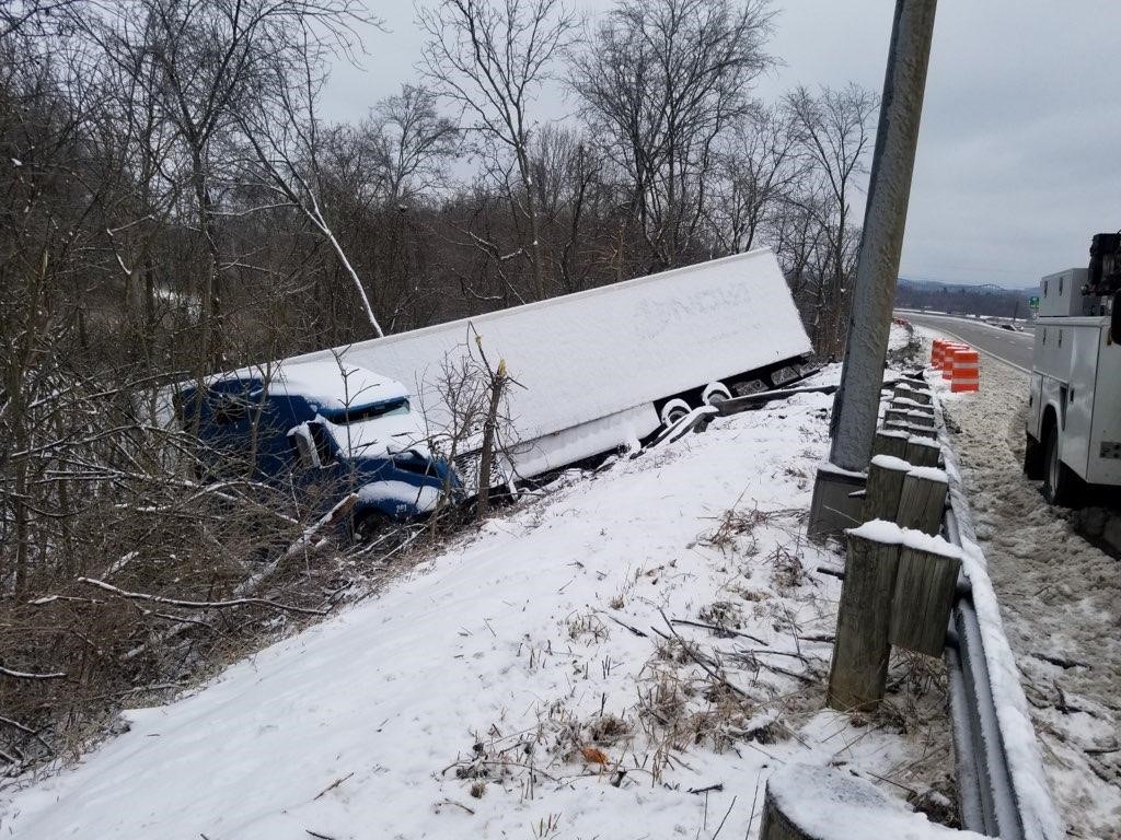 GAL 35 TRUCK