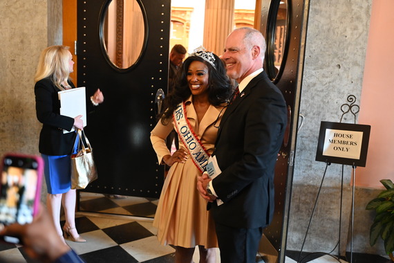 Miss Ohio America and Rep. Bird