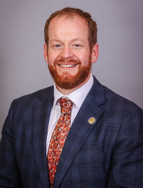 kishman headshot photo