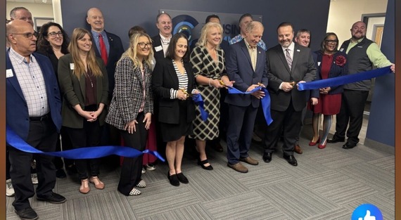 Rep. Roemer at the Cuyahoga Falls Business Commons Ribbon Cutting