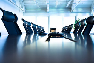 picture of a conference table and chairs