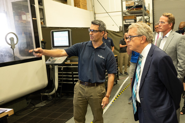 Governor DeWine and Lt. Governor Husted tour the TechSolve facility to learn about the operations and attend a roundtable discussion.